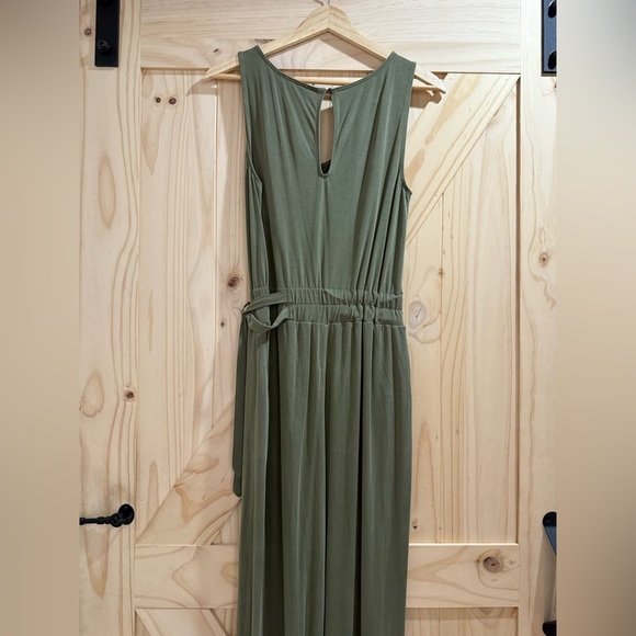 Anthropologie, Saturday Sunday - Belted Olive Green Sleeveless Jumpsuit - Picture 3 of 10